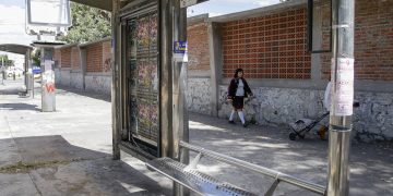 Gobierno de la Ciudad está en su derecho de licitar mantenimiento de paraderos