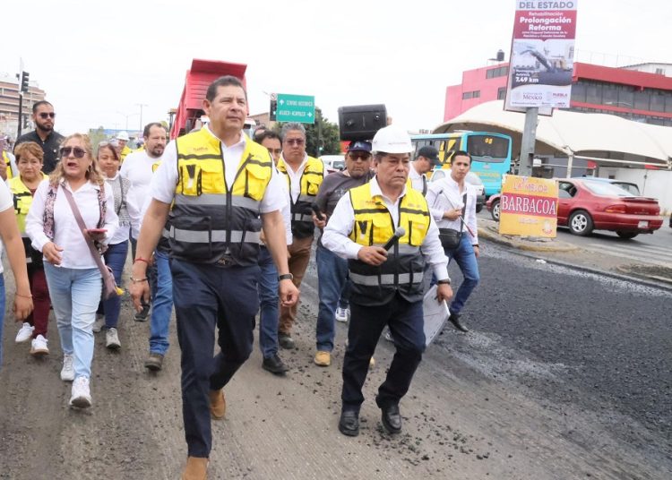 Pavimentación en Prolongación Reforma beneficiará a 267 mil poblanos