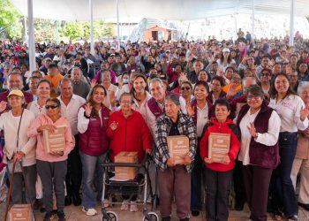 Pepe Chedraui entrega más de 7 mil despensas en La Libertad