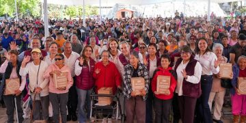 Pepe Chedraui entrega más de 7 mil despensas en La Libertad