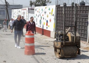 Pepe Chedraui supervisa bacheo en San Pablo Xochimehuacán