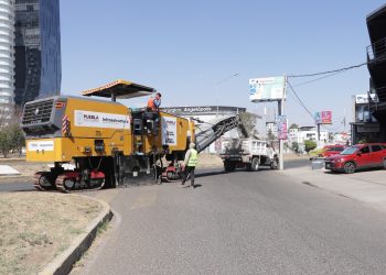Gobierno de Puebla intensifica rehabilitación en 24 Sur y Bulevar Niño Poblano