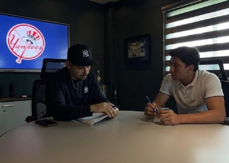 Prospecto de Pericos firma con los Yankees de NY