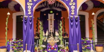 Instalan Altar de Dolores en el Centro Histórico