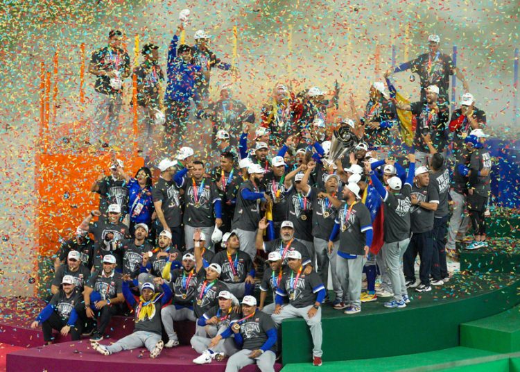 Venezuela conquista su primer Clásico Mundial ante EE.UU.