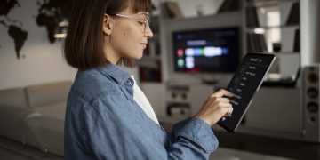 La erosión del vínculo humano en la era digital