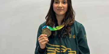 Majo Estrada, oro en escalada deportiva U19 en la Olimpiada Nacional