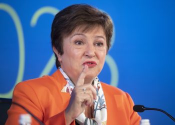 Argentina logra acuerdo con el FMI por mil millones