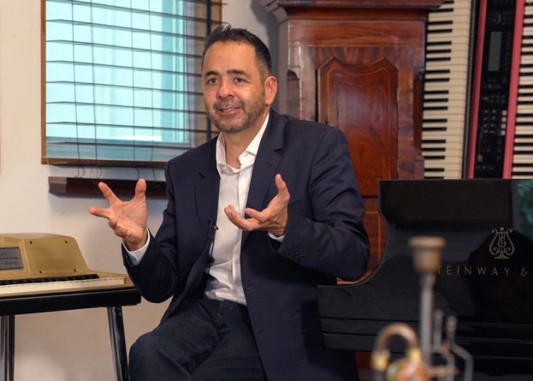 Jorge Mejía, lanza «álbum inmersivo» de música clásica