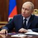 Índices de popularidad de Putin siguen cayendo