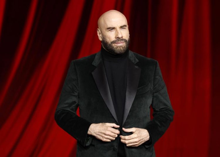 Travolta estrenará su debut como director en Cannes