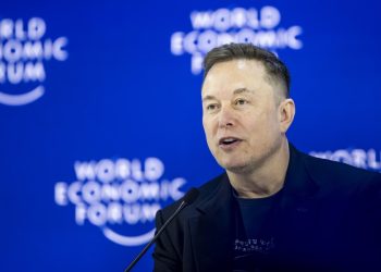 Elon Musk admite error al financiar OpenAI