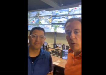 Pepe Chedraui supervisa desde el DGERI, cámaras de vigilancia en la Feria de Puebla