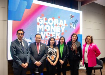 Anáhuac Puebla reúne expertos en Congreso Mundial del Dinero 2026