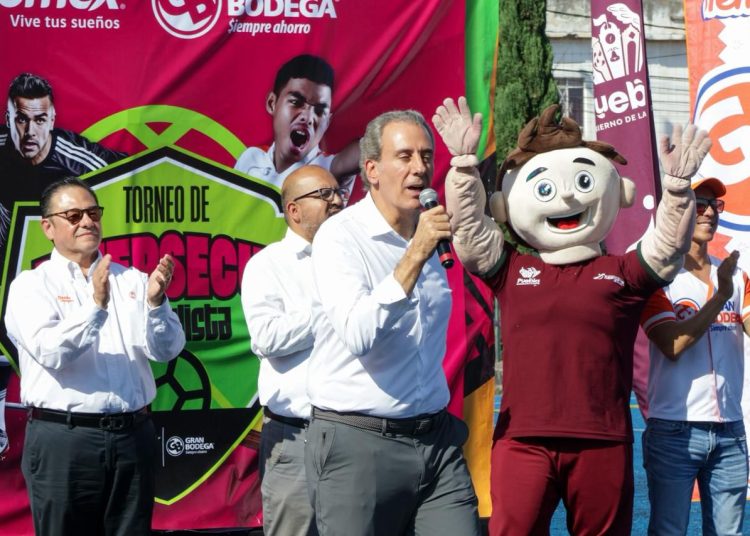 Inaugura Pepe Chedraui el Torneo Intersecus Mundialista 2026