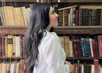 Karla Ceceña promociona ‘Encanto y misterio’