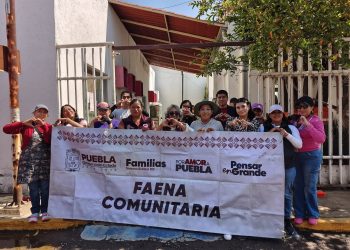 Encabeza Lupita Fernández faena comunitaria en Casa del Abue