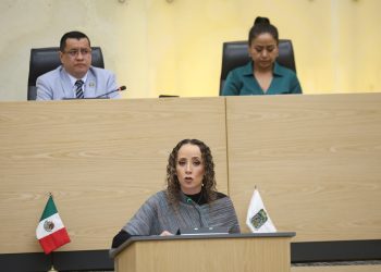Congreso recibió solicitud para destituir a secretario general y director jurídico