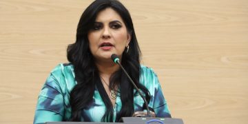 PRI busca prohibir la promoción en espectaculares disfrazados de entrevistas