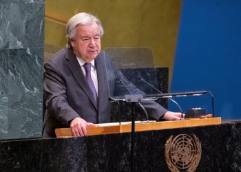 António Guterres urge reabrir Ormuz y alerta de crisis alimentaria