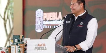 Armenta rechaza centrales de abasto como negocio inmobiliario