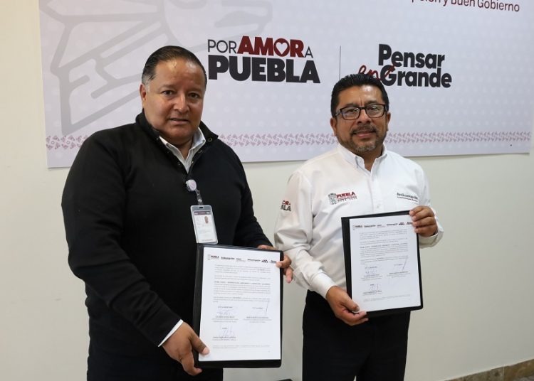 Puebla firma convenio para apoyar a víctimas de acoso
