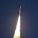 Artemis II supera minutos críticos tras despegue rumbo a la Luna