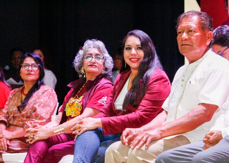 Con Becas Quetzalcóatl, Tonantzin Fernández apuesta por el futuro de la juventud