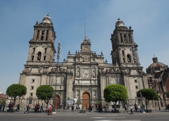 Iglesia católica critica iniciativa de ley para «muerte digna»