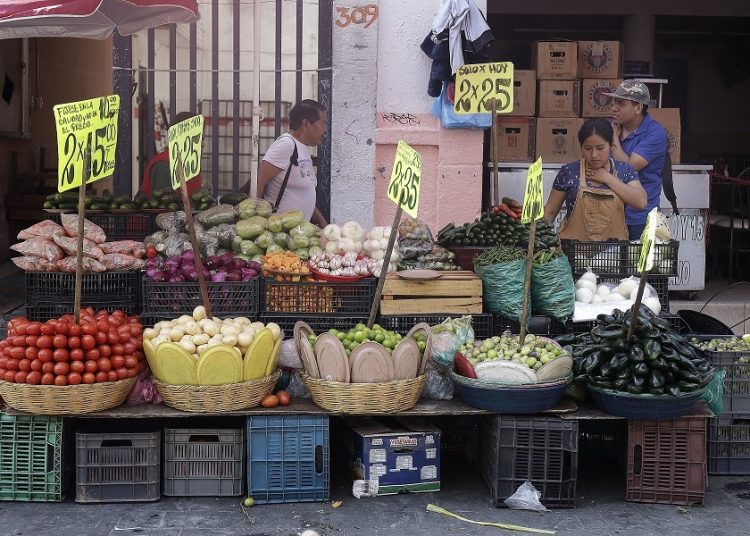 Frutas y verduras disparan inflación en marzo