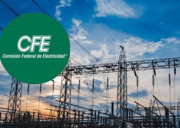 CFE atiende en línea de transmisión en Chignahuapan