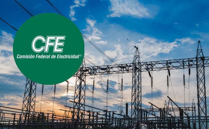 CFE atiende en línea de transmisión en Chignahuapan