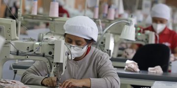 Registra industria de la transformación baja en empleo con seguridad social