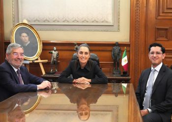 Juan Ramón de la Fuente renuncia a la SRE por motivos de salud