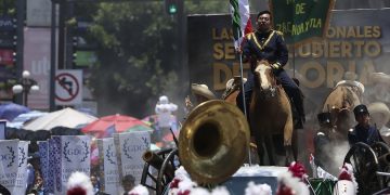 Desfile del 5 de Mayo regresa al Bulevar en Puebla