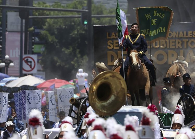 Desfile del 5 de Mayo regresa al Bulevar en Puebla