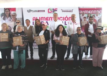 Entregan 11 mil despensas de Alimentación Imparable en Hueyotlipan