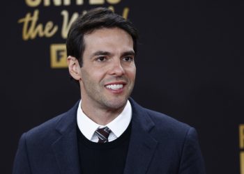 Kaká, Márquez y Guardado; ansiosos por el México-Brasil