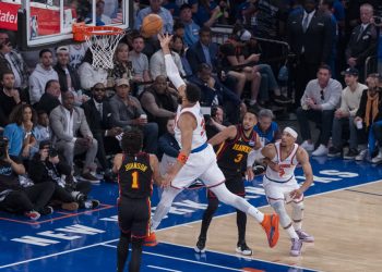 Knicks se estrenan en los ‘playoffs’ con paso firme