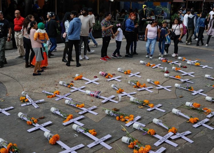 Urgen aprobar ley contra feminicidio
