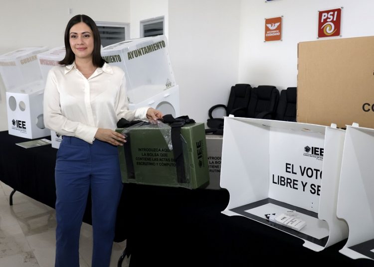 Blanca Cruz avanza en proceso para el INE