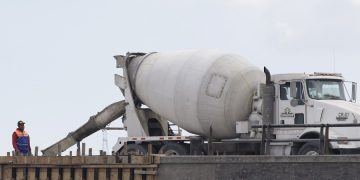 Producción de constructoras poblanas cae 20.4%