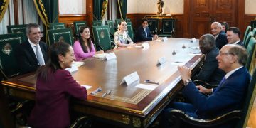 Sheinbaum y BlackRock: Energía, agua y poder