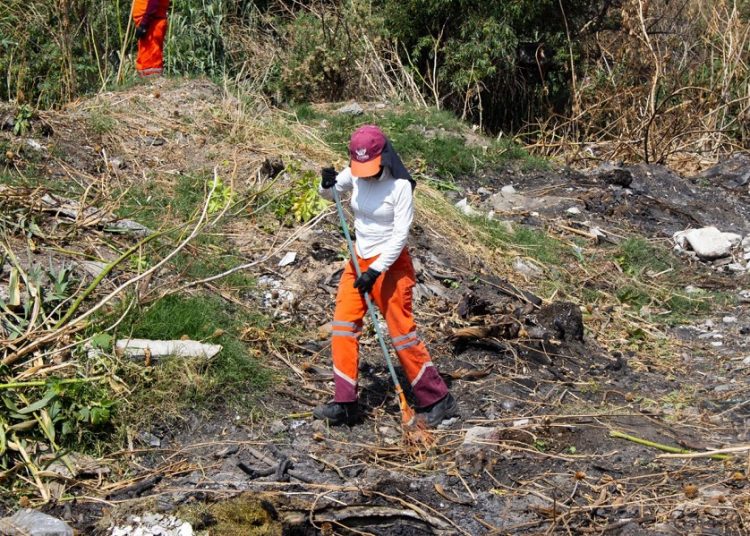 Inician limpieza en barranca Río Zapatero