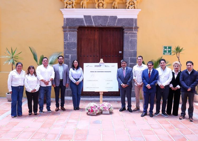 San Andrés Cholula firma convenio en apoyo a migrantes