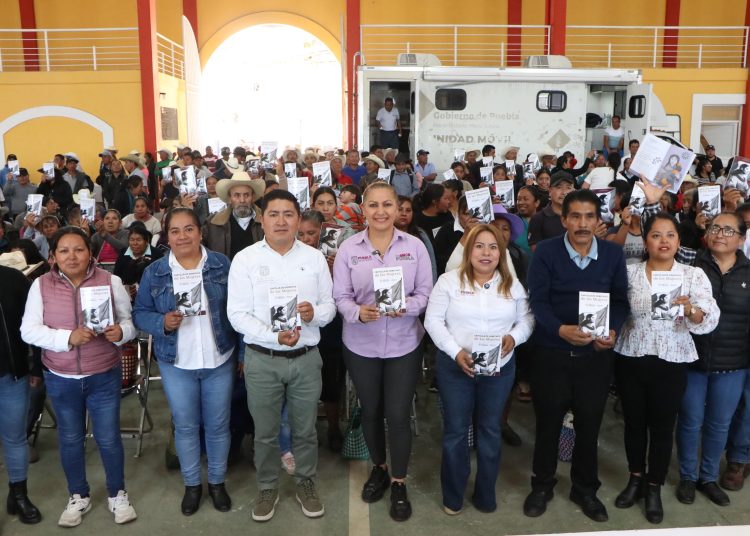 Mujeres indígenas reciben servicios gratuitos y orientación en Zoquitlán