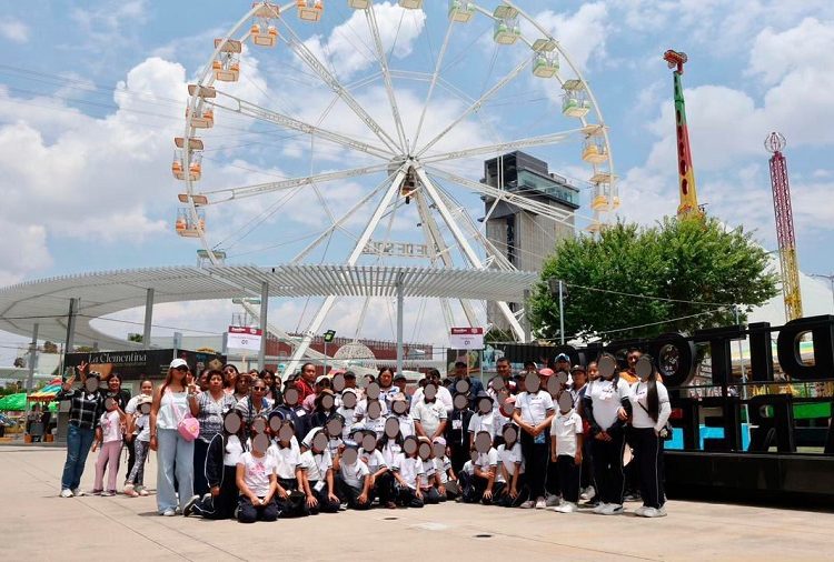 Infancias de municipios disfrutan la Feria de Puebla