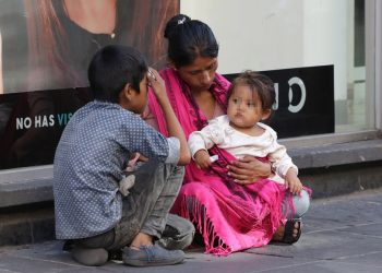 Disminuye pobreza y rezago social en Puebla
