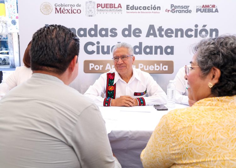 Atiende SEP a 630 personas en Jornada de Atención Ciudadana en Tehuacán