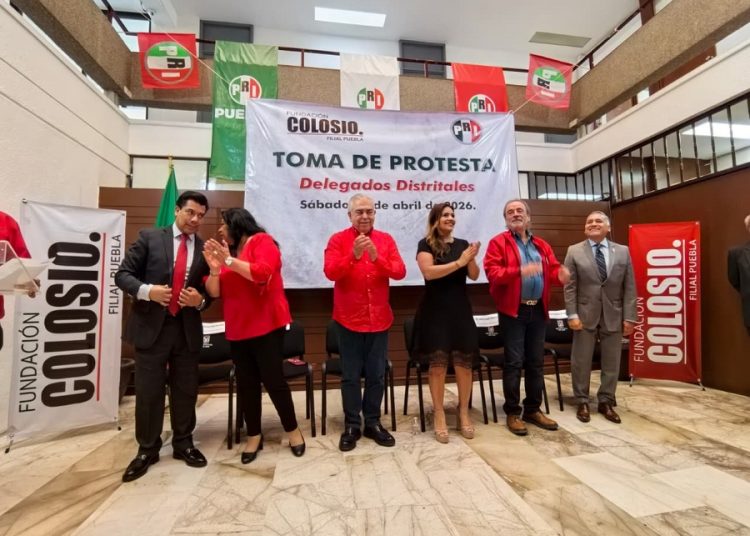 PRI toma protesta a delegados y alista ruta hacia 2027